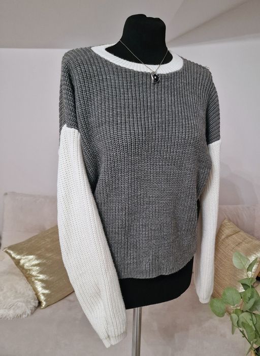 Sweterek dzianinowy"Boohoo".