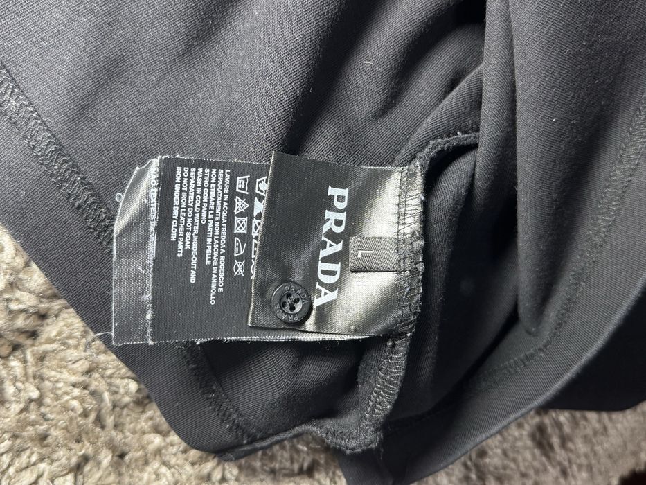 Чоловічий Prada лонгслів