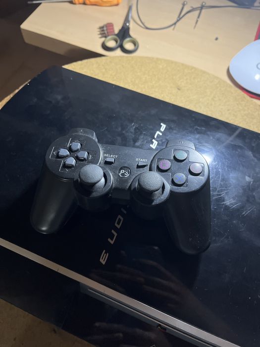 Ps3 para peças com comando preco negociavel