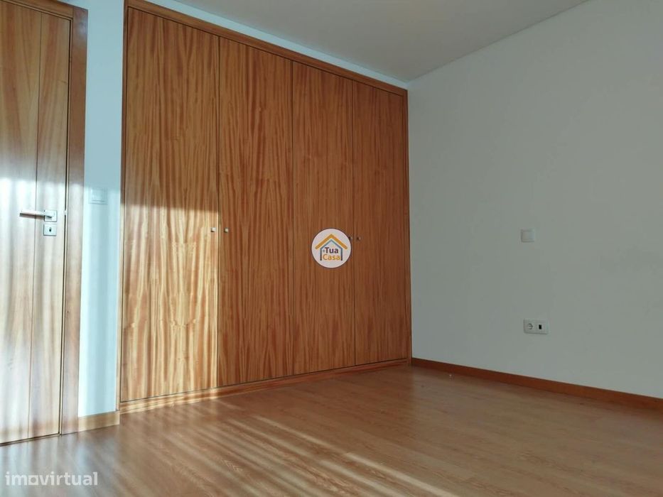 Arrendamento de Apartamento T2 em Rio Covo Santa Eulália, Barcelos, co