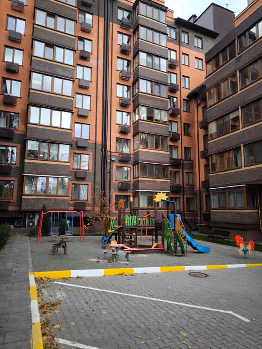 Ніхто не жив!  2к з новим ремонтом Центральний Парк Парк Незнайки. Газ