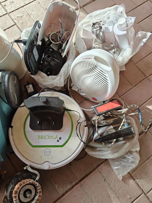 Побутова техніка пилосос соковижималка та інше