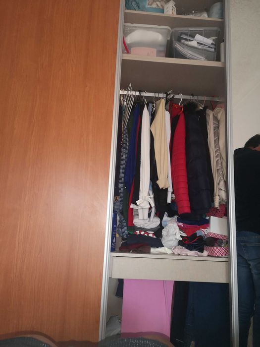 Roupeiro de 3 PT correr c/espelho só hoje preço especial