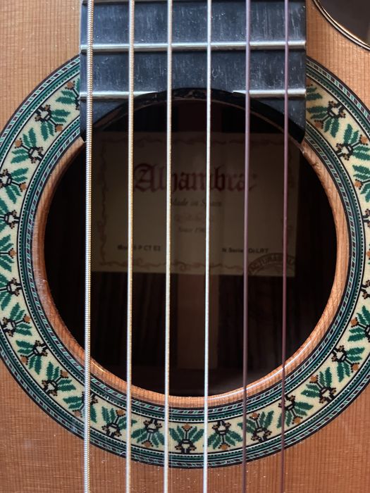 Guitarra Alhambra 5P CT E2