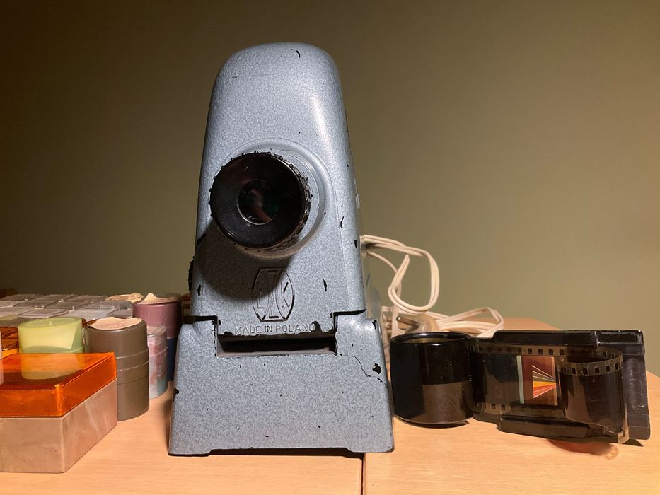 Kino domowe dla dzieci - 45 bajek + diaskop z lat 70 tych