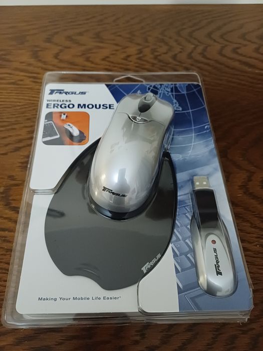 Mysz bezprzewodowa Targus Ergo Mouse.