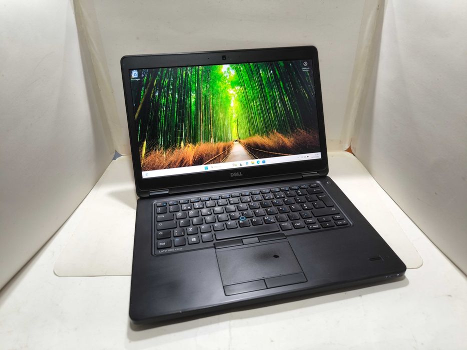 Dell Latitude E5450 i5 8GB ram ssd