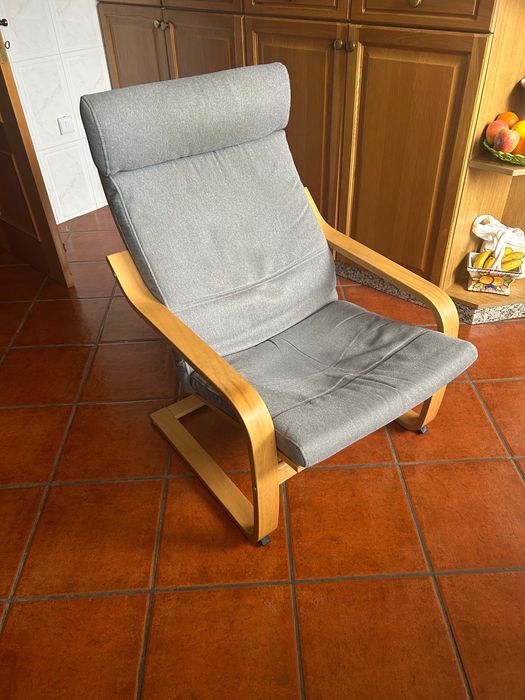 Cadeira de baloiço IKEA