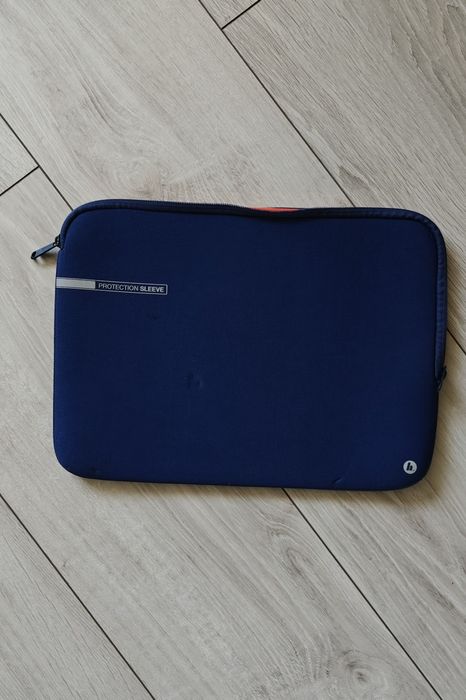 Etui pokrowiec na laptopa