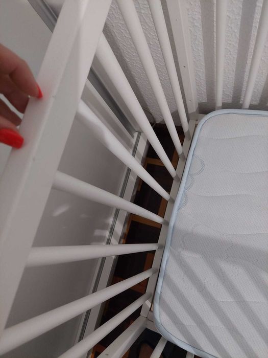 Berço e colchão  bebé
