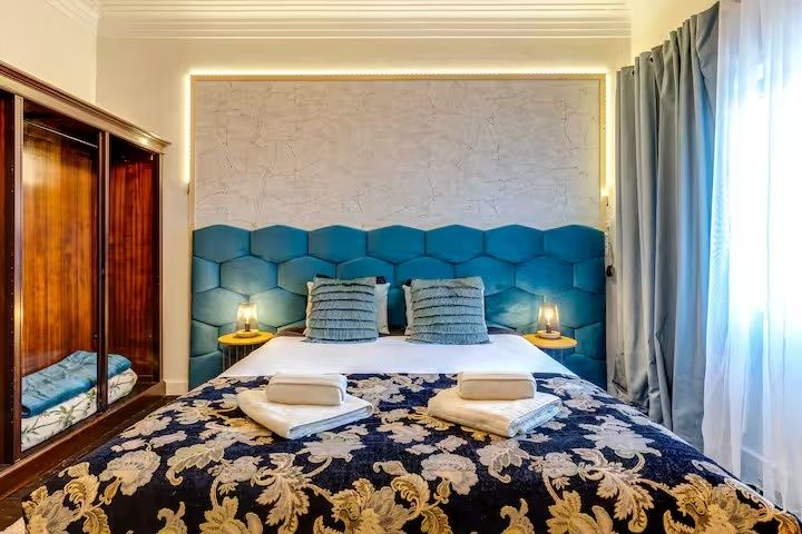 Cama casal 160×200 com estrado e colchão