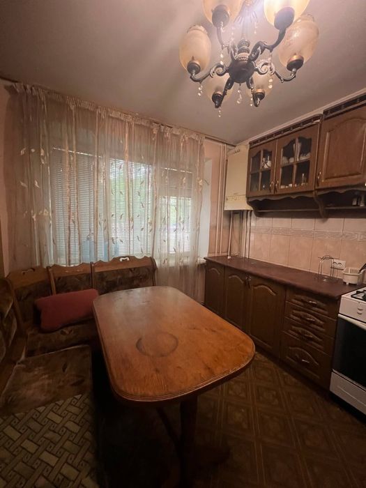 ПРОДАЖ 2 кім просп. Злуки (не під держпрограми)