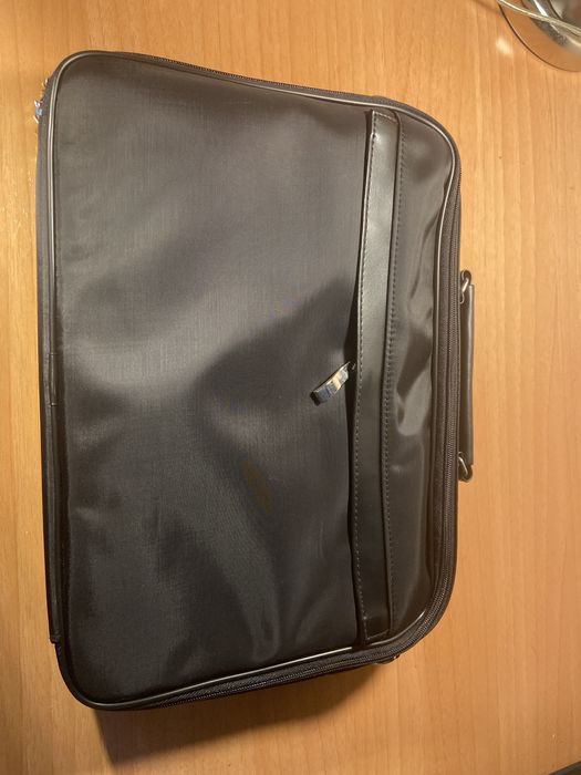 Mala para computador pequeno - Nunca utilizado.