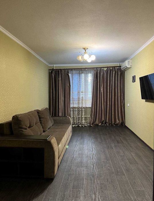 Продам 3 кімнатну квартиру ЖМ Ломовский (Варус) 71 м2 з капремонтом