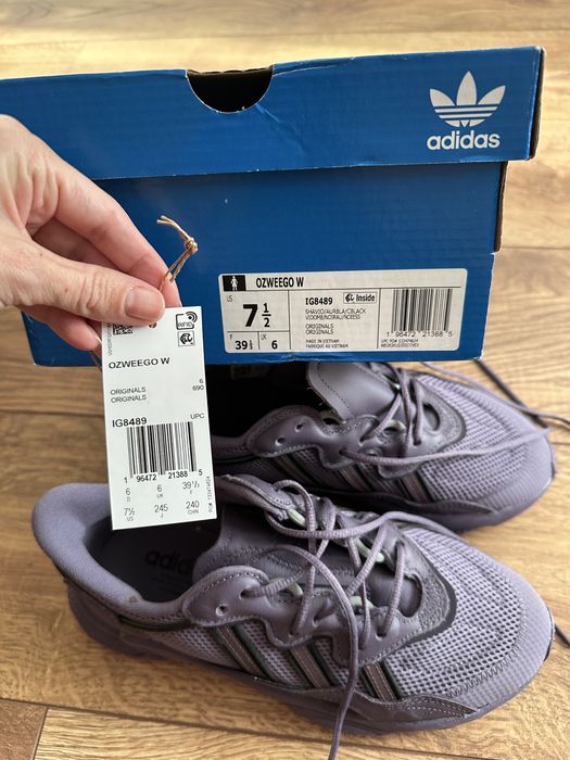 Кросівки адідас Ozweego