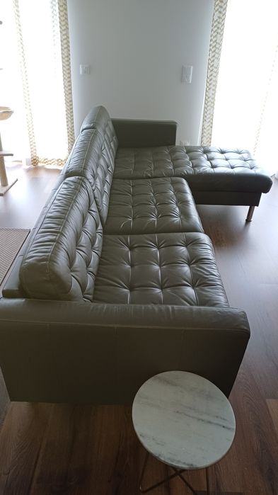 Sofá sala de estar 3 lugares mais chaise longue em pele