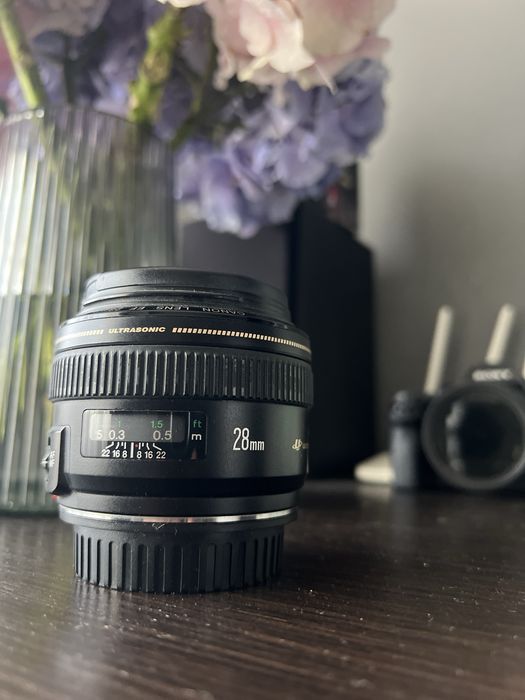Обʼєктив Canon EF28mm f/1.8 ultrasonic