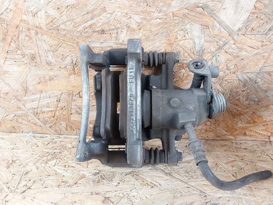 zacisk hamulcowy tylny lewy tył vw transporter t5