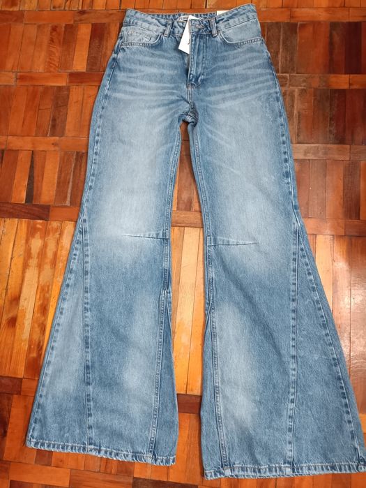 Джинси клешь 36 р