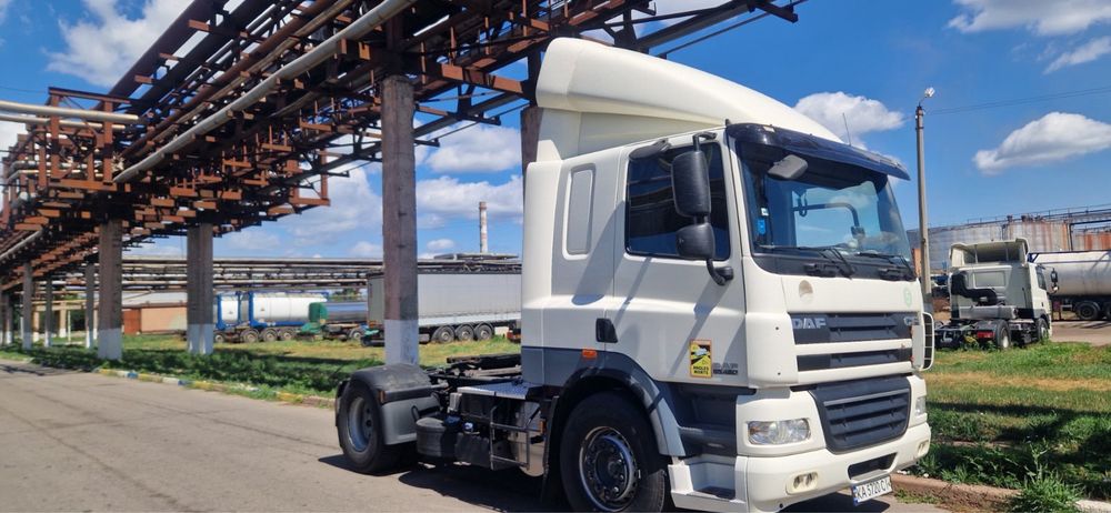 Тягач DAF CF 85.460