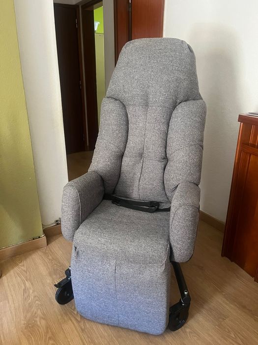 Cadeira de dencanso sem usar