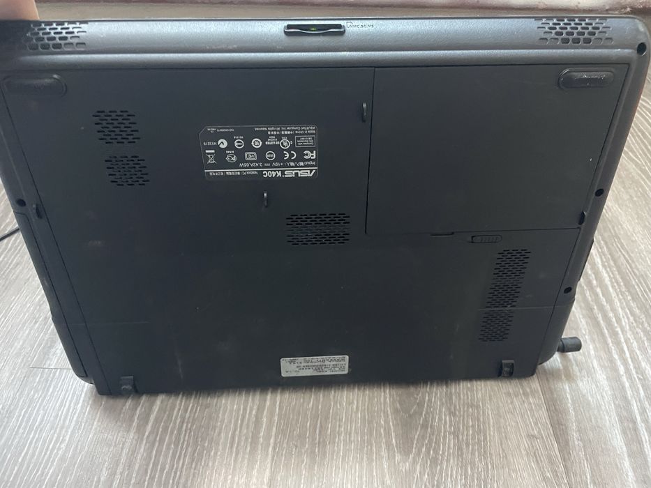 Asus K40C ноутбук