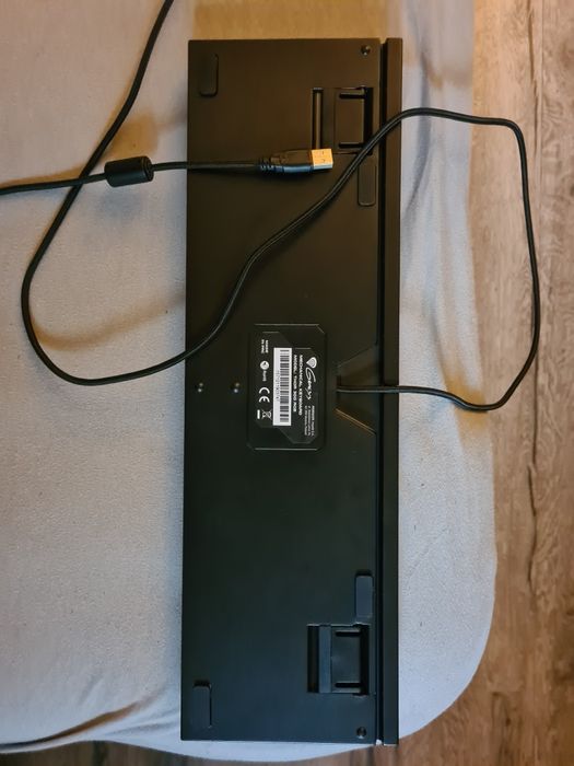 Klawiatura Mechaniczna Genesis Thor 300 RGB [otemu brown]