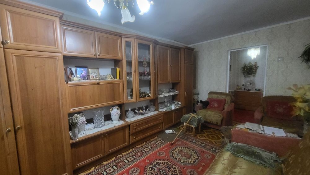 Продаю будинок за містом