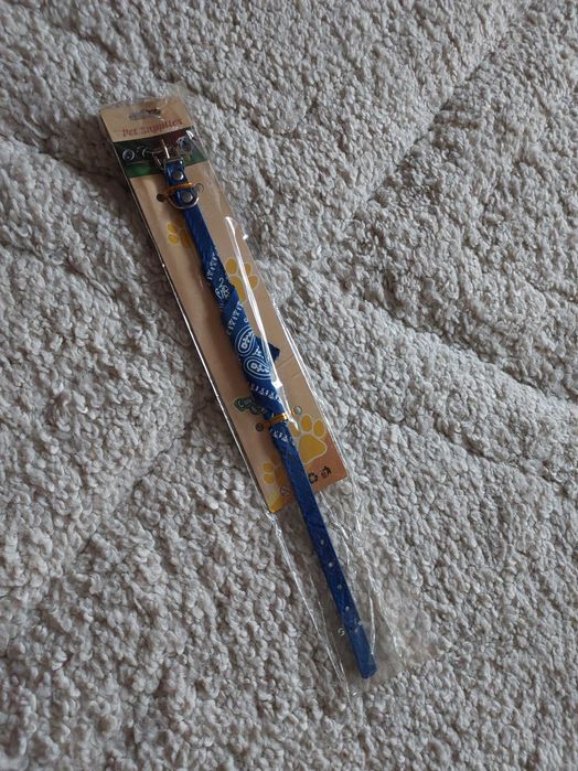 Obroża dla małego pieska z chusteczką