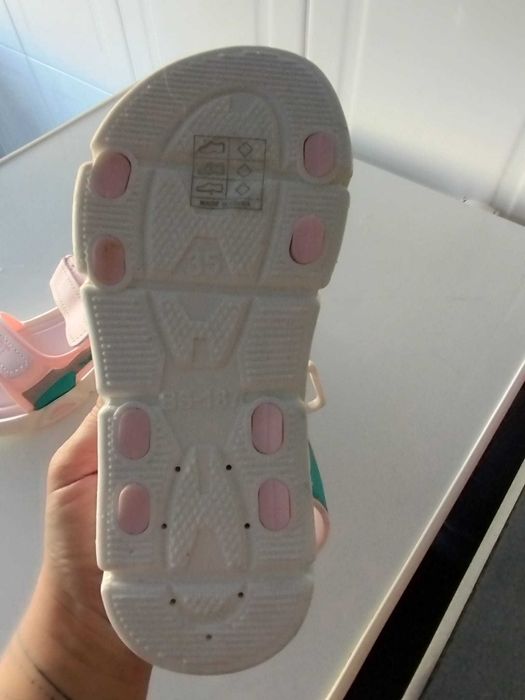Sandália criança nova 33