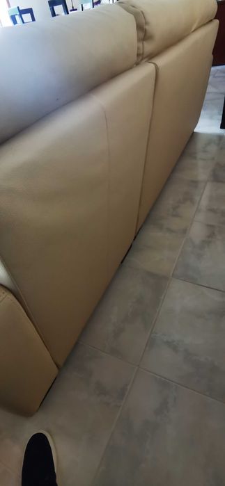 Sofá com chaise long
