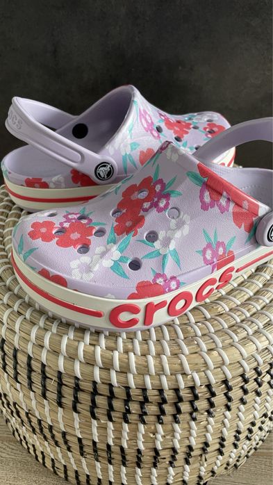 Crocs chodaki w kwiatki W6 36/37
