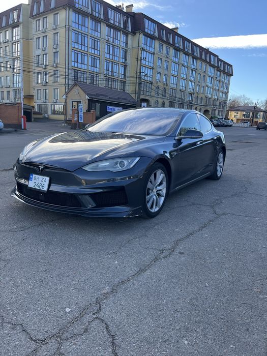 Tesla model s 2014