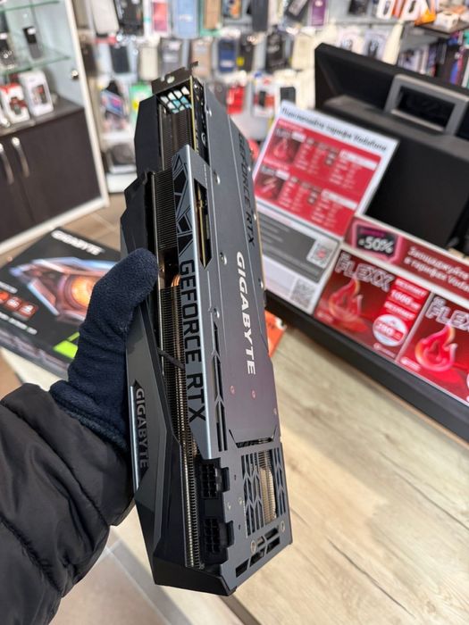 Відеокарта GIGABYTE EAGLE OC 10 G RTX 3080