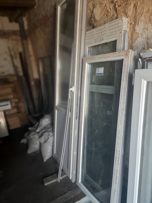 Продам балконний блок Rehau