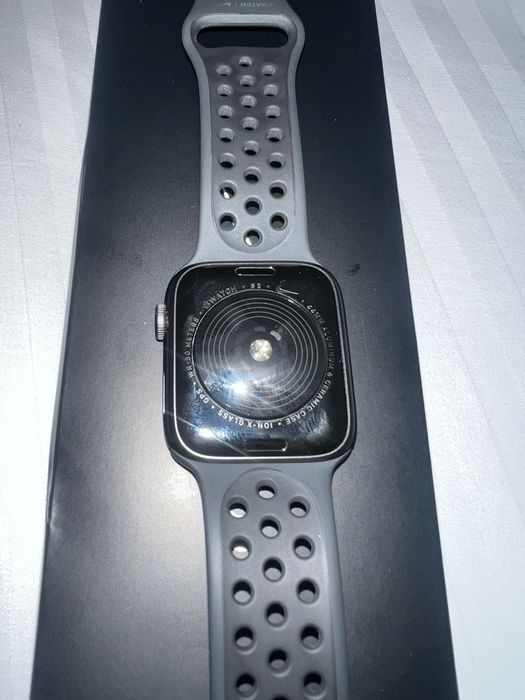 Apple Watch SE Nike 44mm