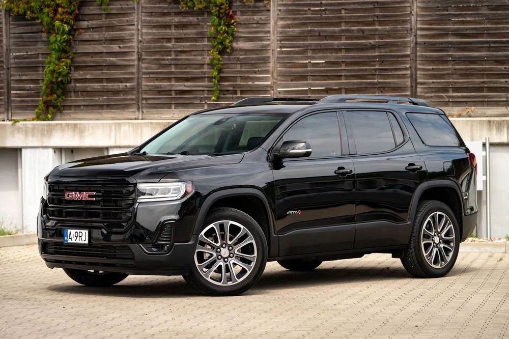 GMC Acadia wersja AT4 , Bezwypadkowa