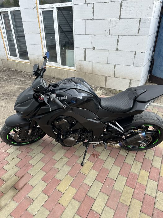 Продаю Kawasaki Z-1000r