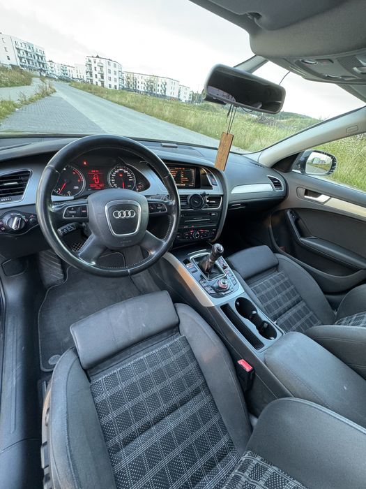 Audi A4b8 Avant 2.0 TDI CAGC  WEBASTO/ możliwa zamiana