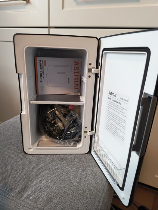 Lodówka Astro AI przenośna