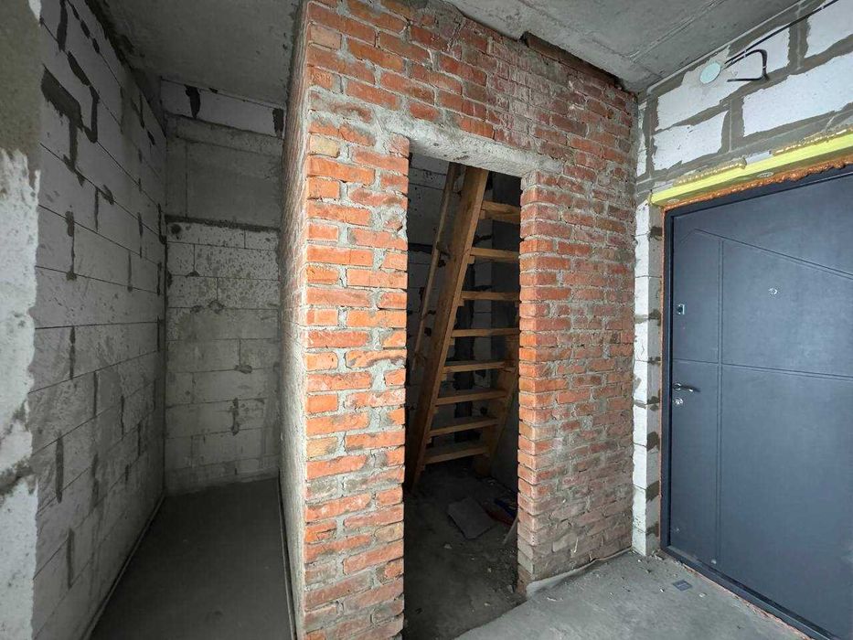 Продам велику 3-кімнатну квартиру в ЖК Гостомель Резідентс