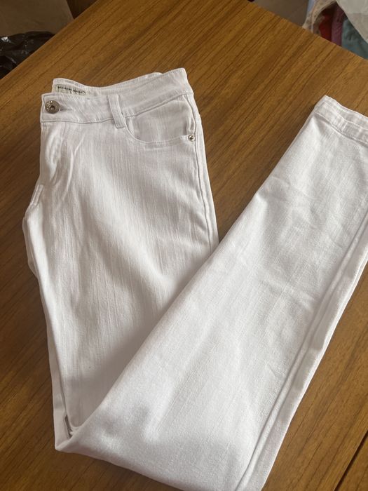 Білі штани гарні