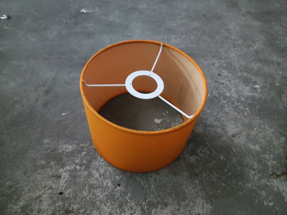 Abajur pequeno laranja