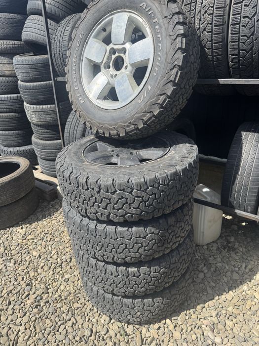 Диски з шинами Jeep Cherokee BF Goodrich 245/70 R17 5x114.3 AllTerrain