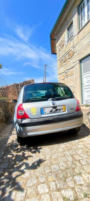 Renault Clio II - 1.2 16v de 2001