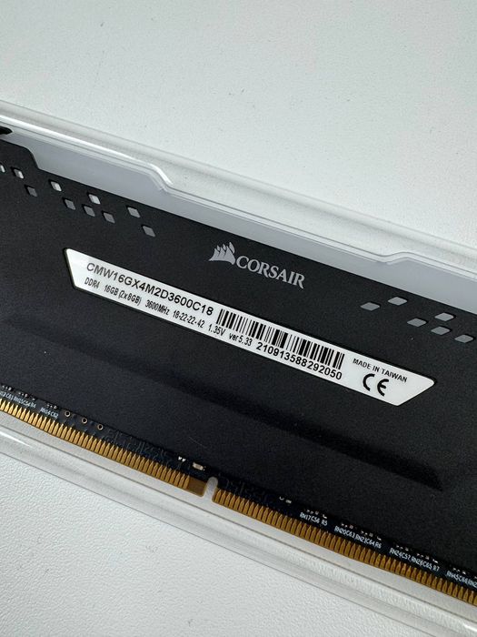 Pamięć RAM Corsair Vengeance RGB Pro DDR4 DIMM 8GB 3600MHz CL18 XMP