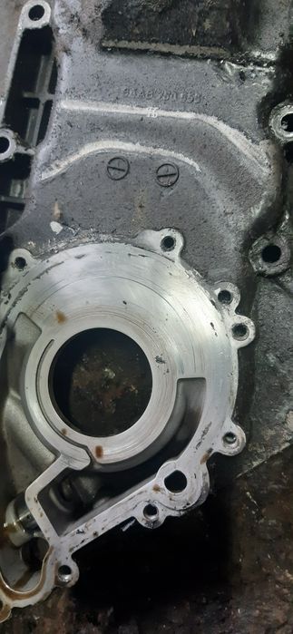 Продам маслонасос сааб 9000 в 202