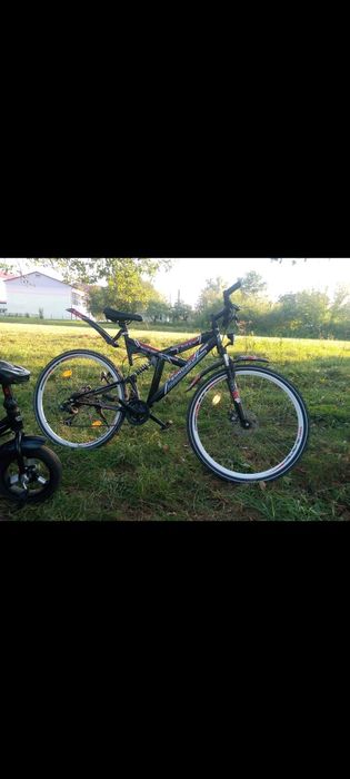 Спортивний велосипед