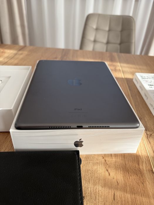 Ipad 8 generacja 32GB Space Gray