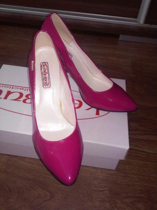 Czółenka, szpilki, amarantowe r39